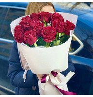 Букет із 15 червоних троянд Ever red (Евер ред)
